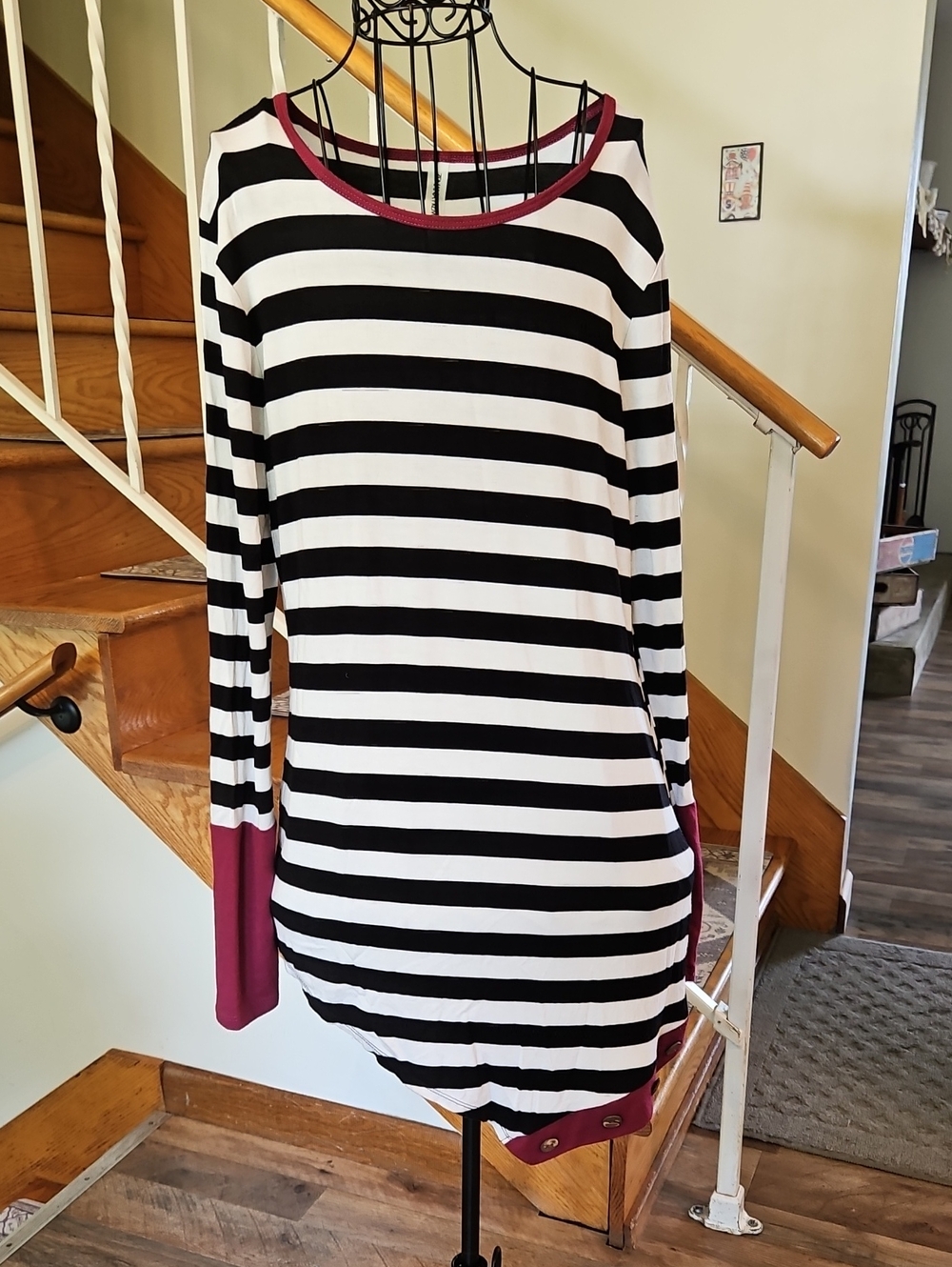 👗ZENANA PREMIUM Striped Black & White Long Sleeve Dress with Burgundy Trim